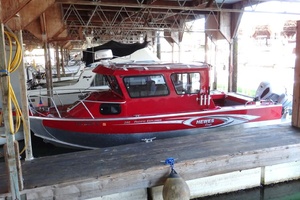 24ft Hewescraft Yacht For Sale