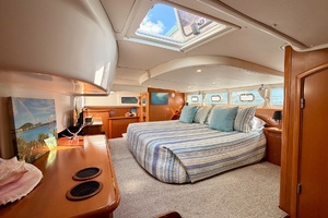 43ft Lagoon Yacht For Sale