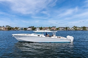 2024 Yellowfin 54 Offshore thumbnail 6