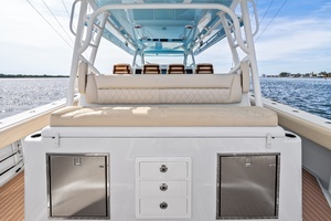 2024 Yellowfin 54 Offshore thumbnail 39