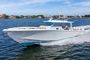 2024 Yellowfin 54 Offshore thumbnail 1