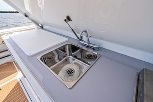 2024 Yellowfin 54 Offshore thumbnail 44