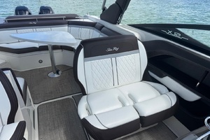 31ft Sea Ray Yacht For Sale