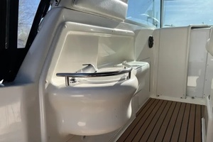 1999 Sea Ray SUNDANCER 310 thumbnail 12