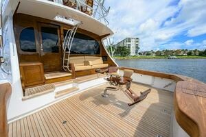 2023 Viking 64 Convertible thumbnail 44