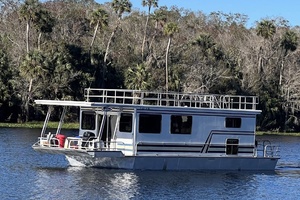 Kingfisher 46ft Aqua Chalet Yacht For Sale