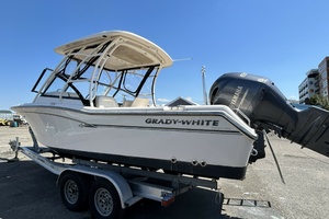 25ft Grady White Yacht For Sale
