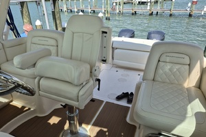 Rising Sun 33ft Grady White Yacht For Sale