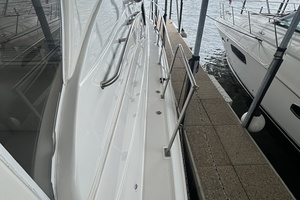 Bay Dreamer II 44ft Cruisers Yachts Yacht For Sale