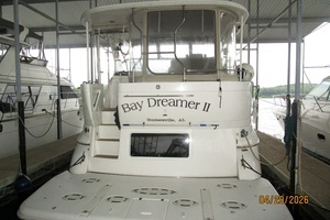 2000 Cruisers Yachts 4450 thumbnail 4