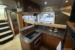 2000 Cruisers Yachts 4450 thumbnail 40