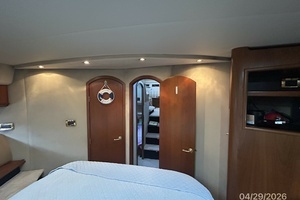 2000 Cruisers Yachts 4450 thumbnail 52