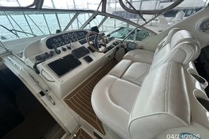 2000 Cruisers Yachts 4450 thumbnail 20