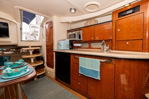 34ft Sea Ray Yacht For Sale