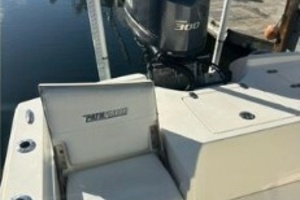 25ft Pathfinder Yacht For Sale