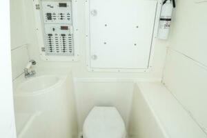 39ft SeaVee Yacht For Sale
