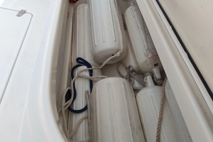 Punch List 32ft Boston Whaler Yacht For Sale