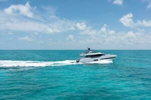 2022 Azimut 78 thumbnail 4