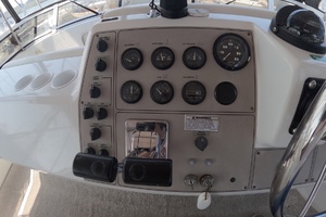 BRITER HORIZON 40ft Carver Yacht For Sale
