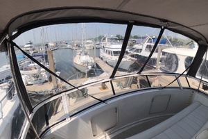 BRITER HORIZON 40ft Carver Yacht For Sale