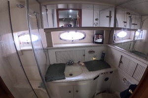 BRITER HORIZON 40ft Carver Yacht For Sale