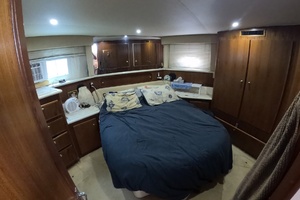 BRITER HORIZON 40ft Carver Yacht For Sale