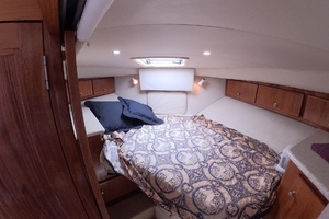 2000 Carver 406 Motor Yacht thumbnail 5