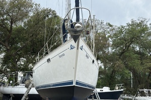 SUNYATA 43ft Sabre Yacht For Sale