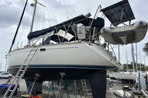 SUNYATA 42ft Sabre Yacht For Sale