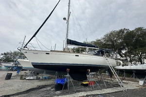 SUNYATA 43ft Sabre Yacht For Sale