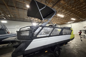 21ft Bombardier Yacht For Sale