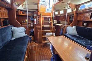 Awilda 42ft Endeavour Yacht For Sale