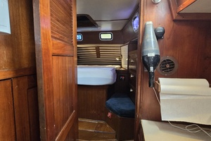 Awilda 42ft Endeavour Yacht For Sale