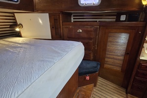 Awilda 42ft Endeavour Yacht For Sale