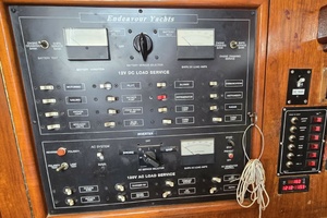 Awilda 42ft Endeavour Yacht For Sale