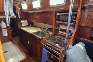Awilda 42ft Endeavour Yacht For Sale