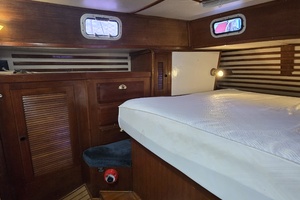 Awilda 42ft Endeavour Yacht For Sale