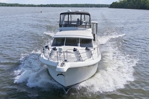 44ft Carver Yacht For Sale