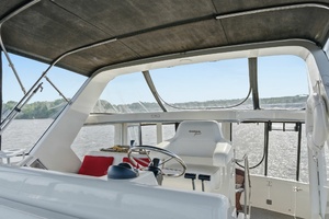 44ft Carver Yacht For Sale