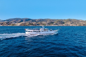 ALHAMBRA Worth Avenue Yachts
