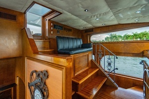 2006 Broward Raised Pilothouse thumbnail 12