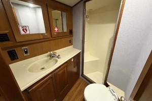 1987 Viking 48 Convertible Sportfish thumbnail 9