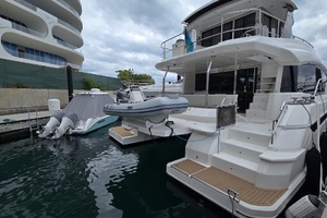 2025 AQUILA 54 YACHT
