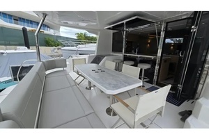 2025 Aquila 54 YACHT thumbnail 9