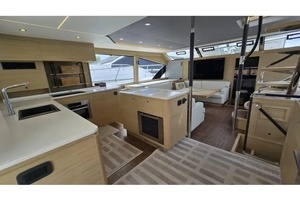 2025 Aquila 54 YACHT thumbnail 21