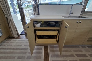 2025 AQUILA 54 YACHT