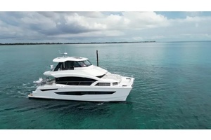 2025 Aquila 54 YACHT thumbnail 3