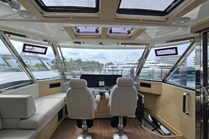 2025 AQUILA 54 YACHT