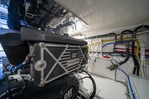 2017 Hatteras 54 GT thumbnail 42