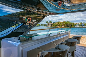 2024 Sunseeker Sunseeker 100 Yacht thumbnail 41